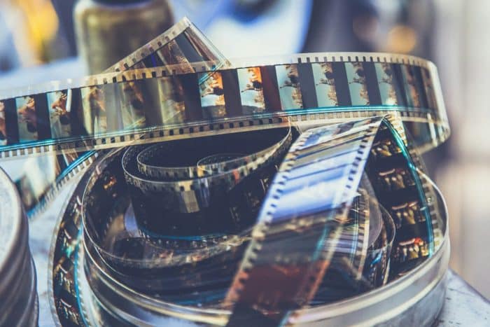 Ciné'Crous, la spéciale fête ! 1 coil of black photo negative film